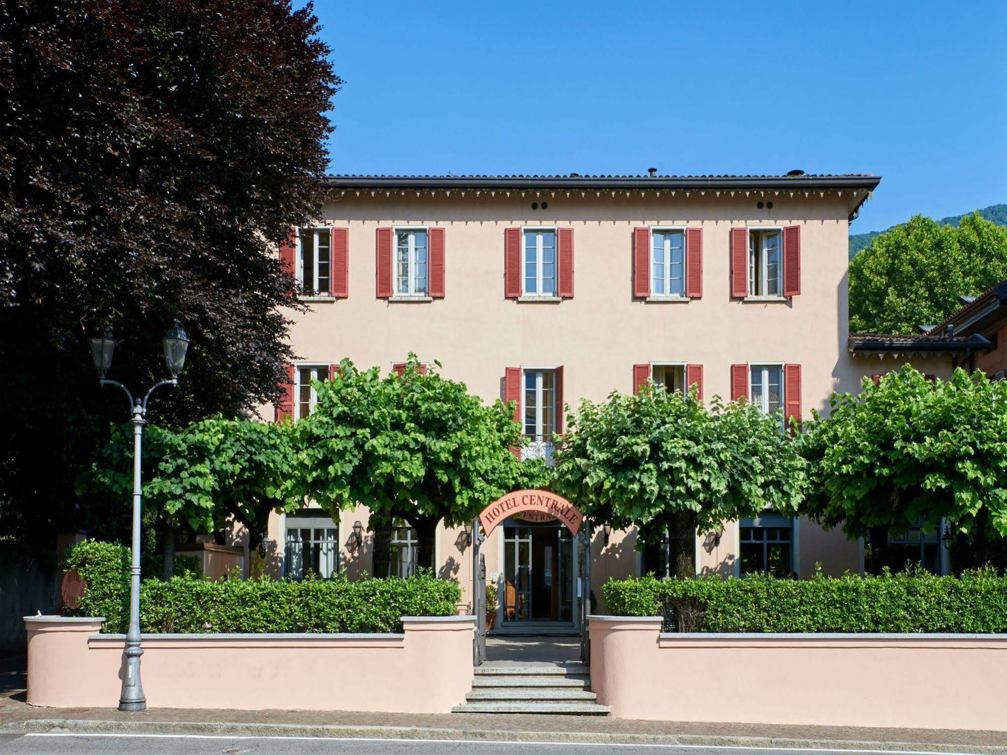 Hotel Centrale Cernobbio Bagian luar foto